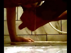 Japanese gay masturbates on camera