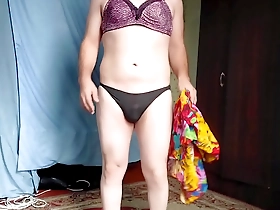 Crossdresser Kitty is a hot shemale who performs wild sex scenes.