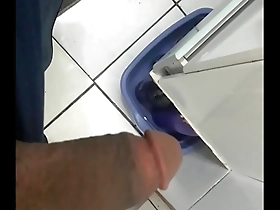 Gay cam with amateur Salvador from Bahia, some oral and anal action, and voyeurism.