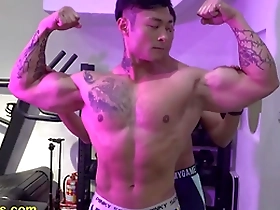 Here is your chance to touch and worship his muscles! ⭐️