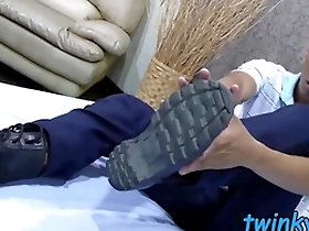 Robin is an Asian twink who likes to pleasure himself while eating feet and removing socks.