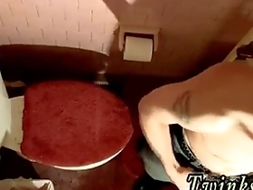 This is your chance to spy in an Asian gay male porn, don’t let it pass by.