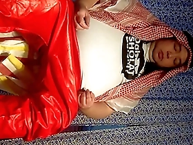 Japanese cock in Muslim hiphop video is a cum fest.