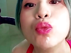 Young Chinese amateur deep throat expert, fetish film.