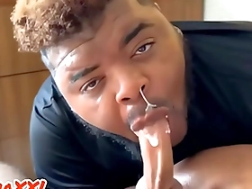 SantanaXXL's big dick gay amateur car videos